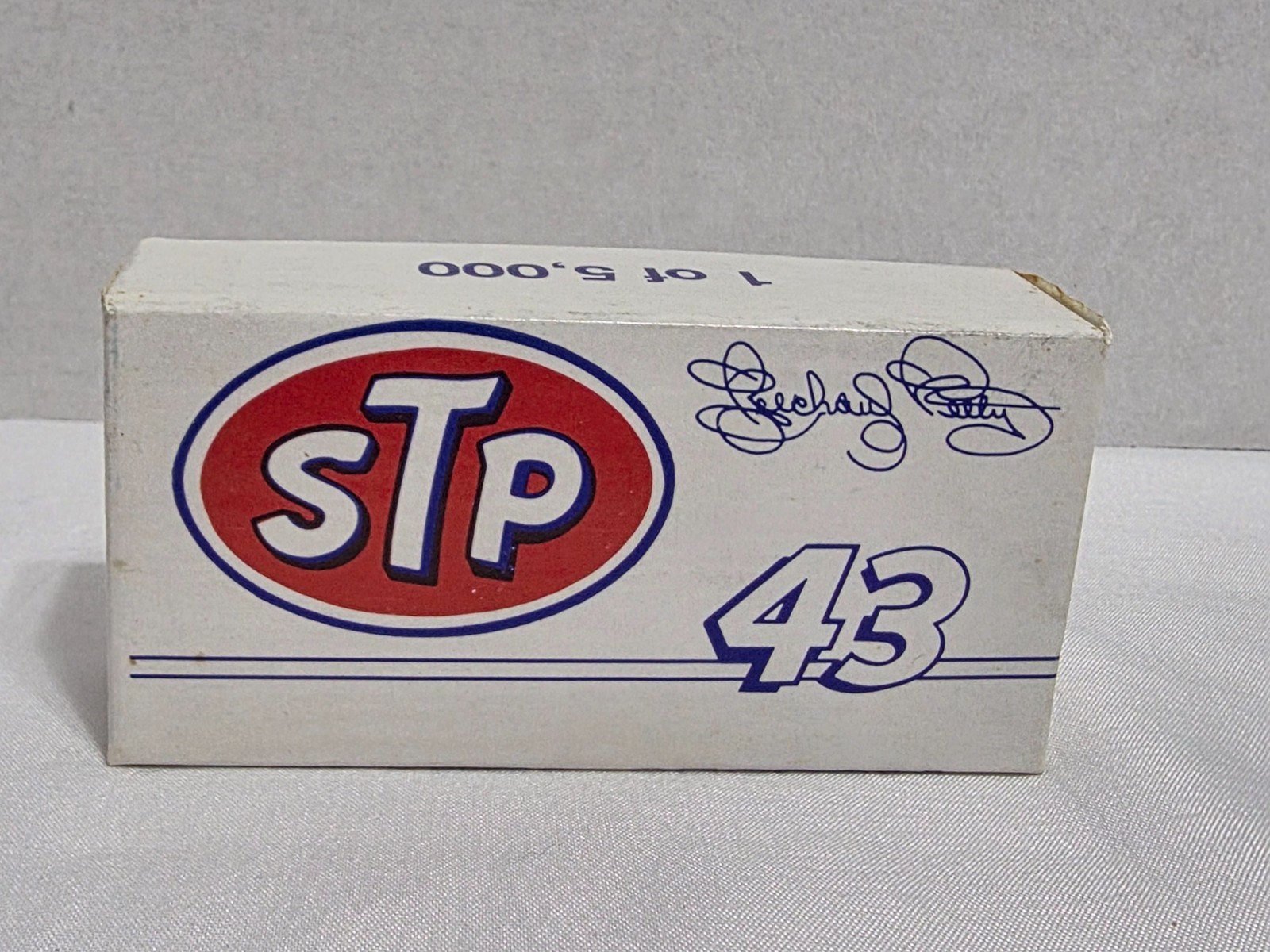 RICHARD PETTY #43 STP ATLANTA GEORGIA REVELL LAST RACE STOCK CAR 1:64 1992