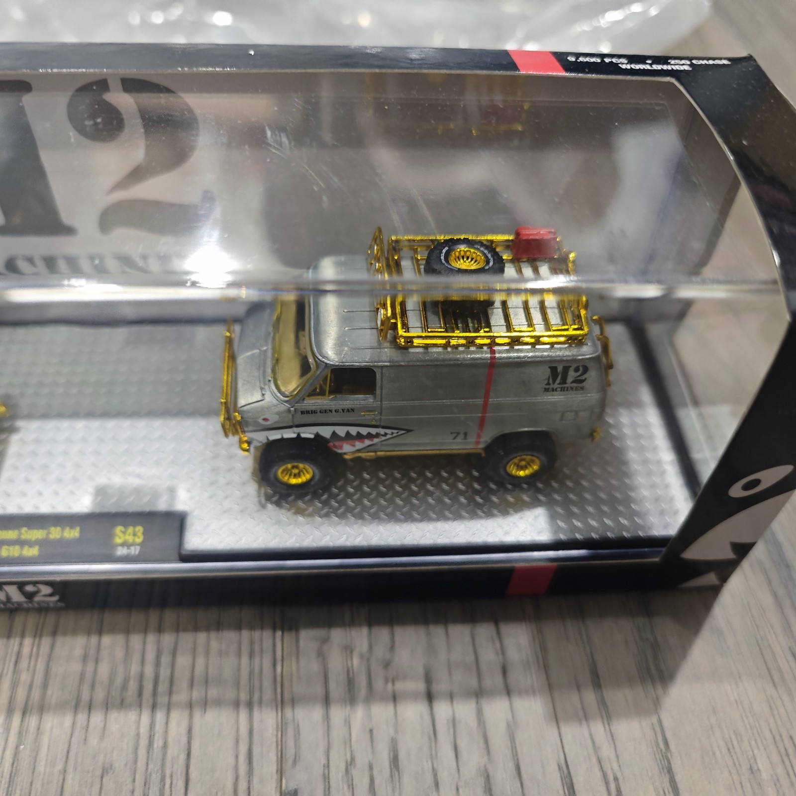 M2 Machines RAW Super Chase 1973 Chevy Cheyenne & 1971 Chevy Van 250pcs