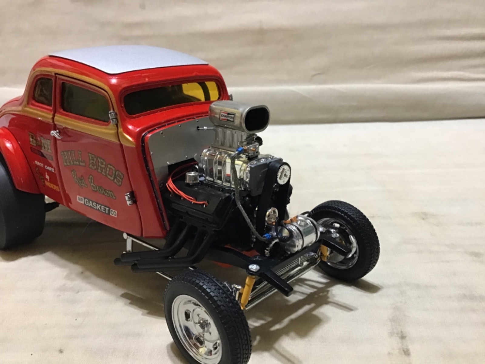 HILL BROTHERS RED BARRON 1933 WILLYS GASSER 1/18 PRECISION MINIATURES NHRA PRM09