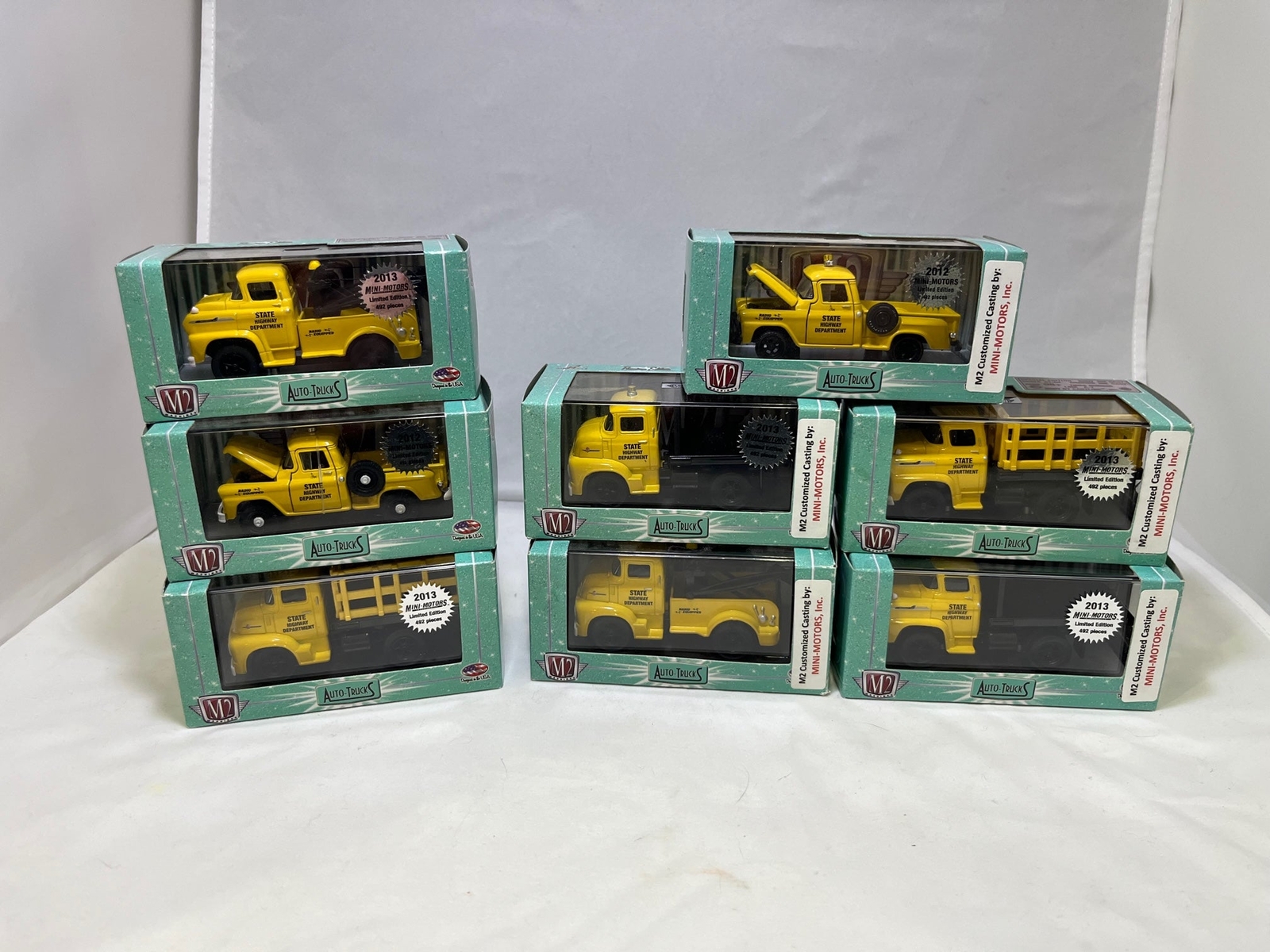 # 01103 – Mini-Motors, Inc. M2 State Hwy Department Set – 8 Pcs.