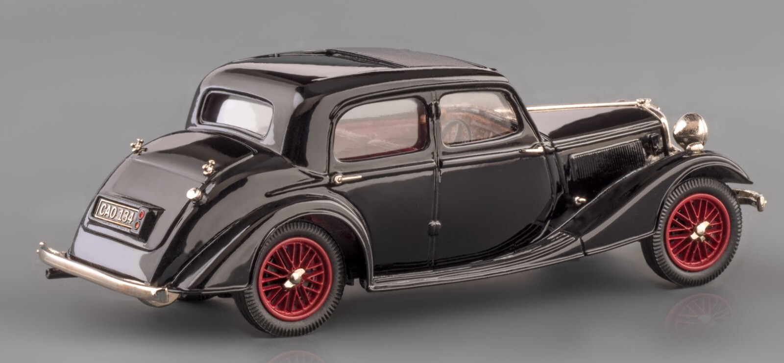 Lansdowne LDM 74a – 1937 Riley 12/4 Continental Touring Sedan (Black)