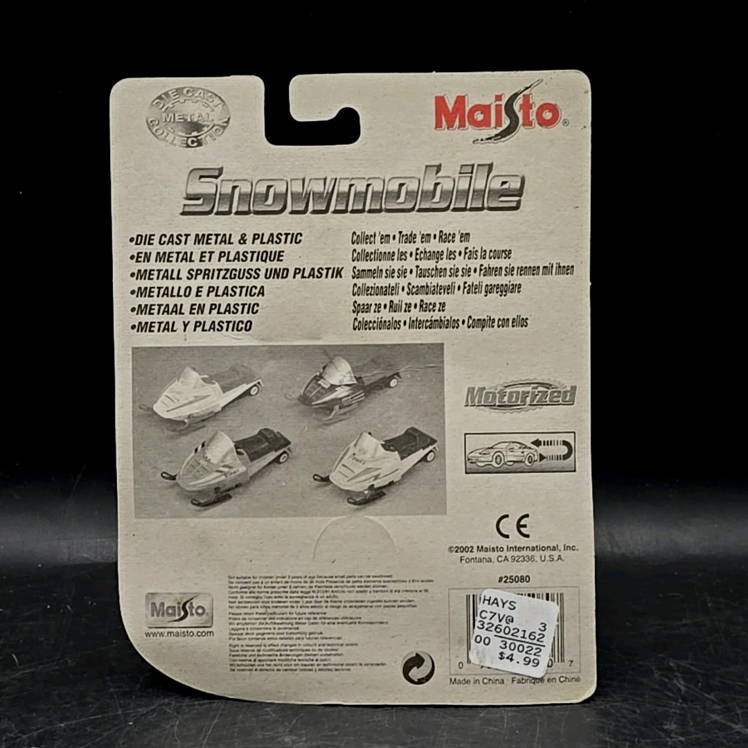Maisto Snow Mobile 25080 Motorized Die Cast and Plastic Sport Team NEW