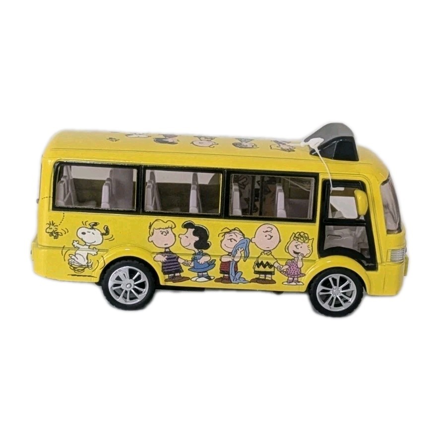Ultimate Peanuts & Snoopy 14 Vehicle Set – Buses, Cars & Pickup Truck & SUV!