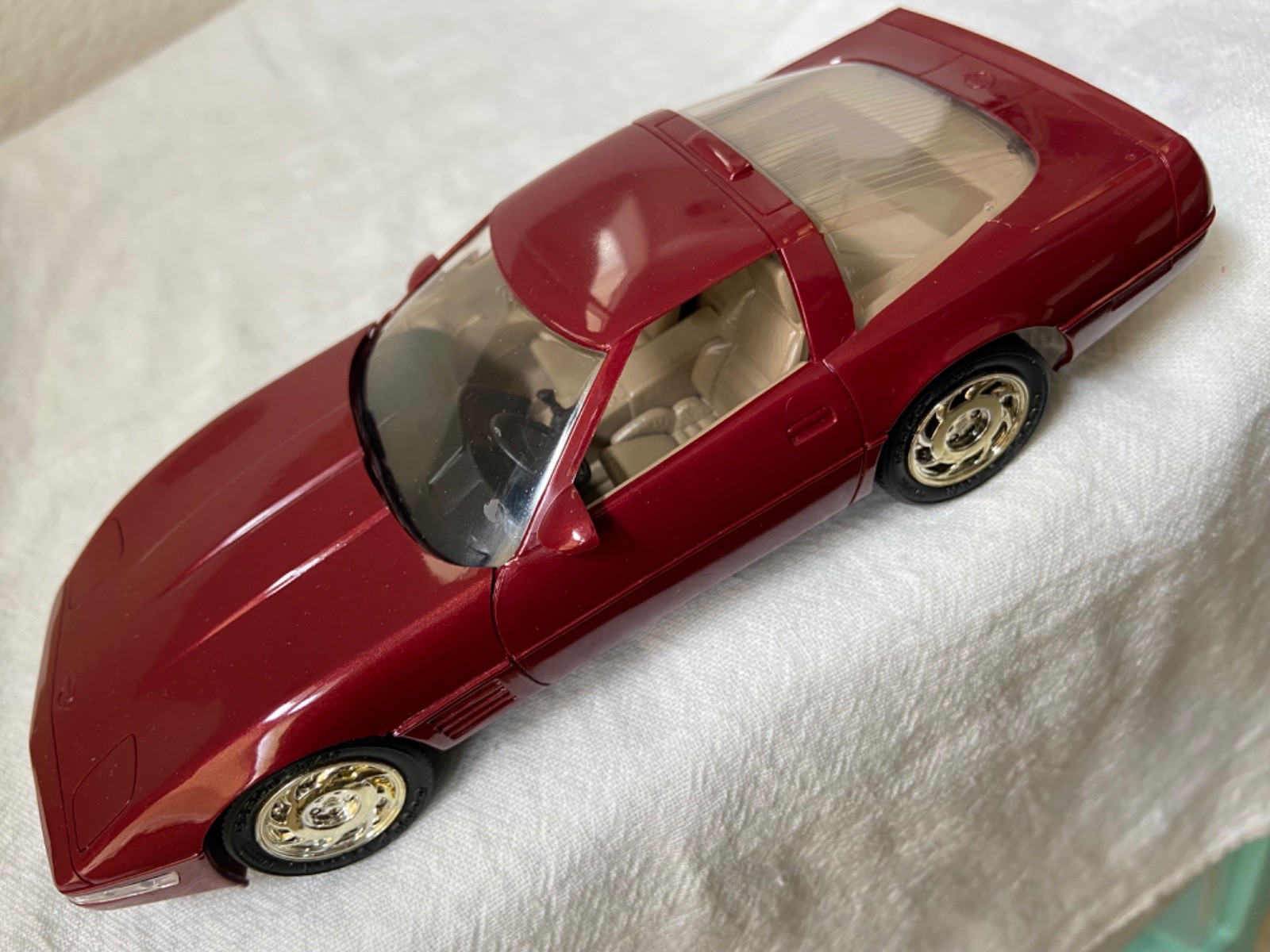 AMT Ertl 1991 Chevrolet Corvette ZR-1 Promo metallic red w/tan & black interior
