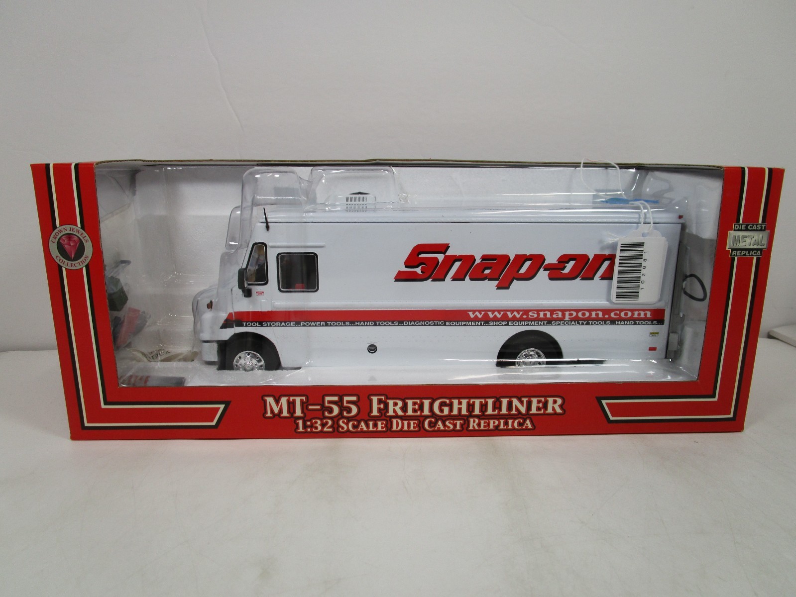 CROWN JEWELS 1/32 SNAP-ON MT-55 FREIGHTLINER BOX VAN NEW