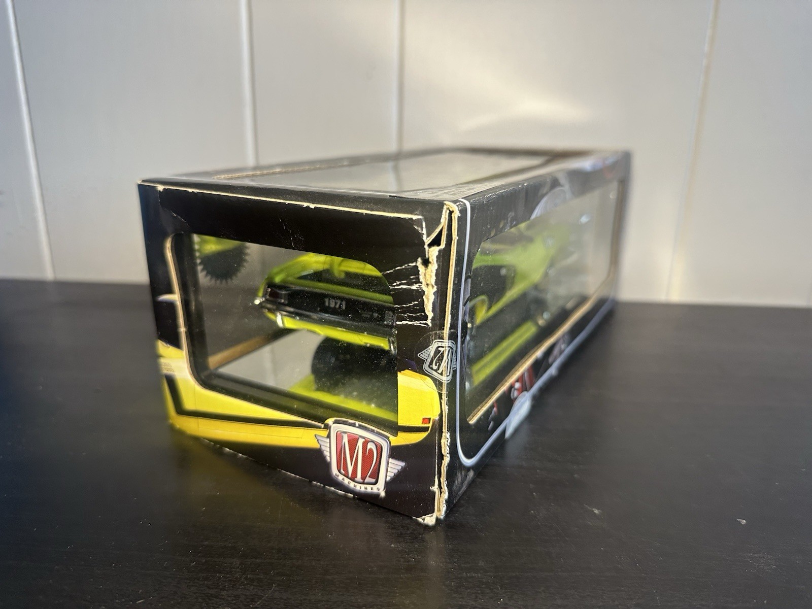 M2 Machines 1/24 Premium Edition Detroit-Cruisers 1971 Plymouth Hemi Cuda