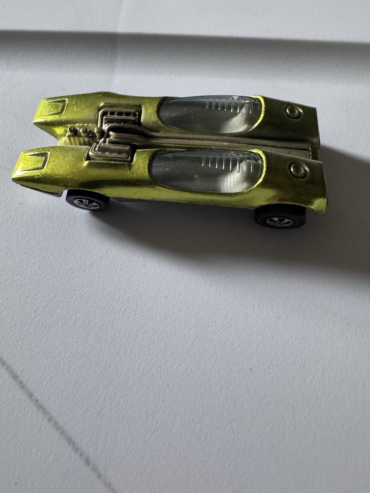 Hot Wheels Redlines Splittin’ Image Green Diecast Car 1:64 Redline Wheels 1968