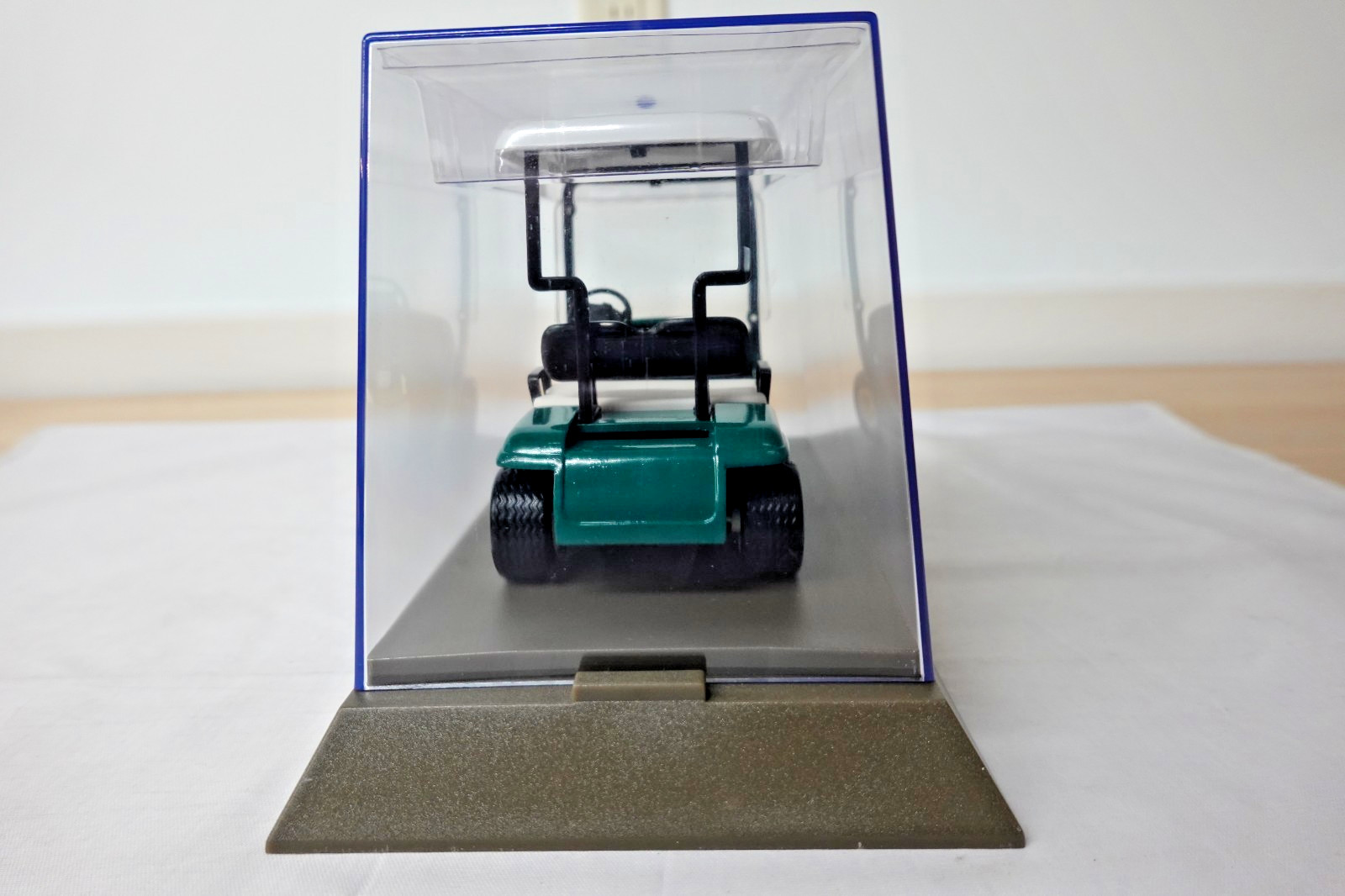GMP 6101 Golf Cart Bank 1:16 Scale