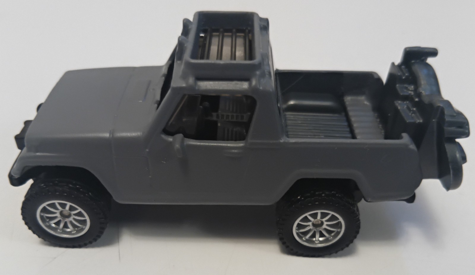 Hot Wheels: ’67 Jeepster Commando (Gone in Sixty Seconds Series 4-Raven)