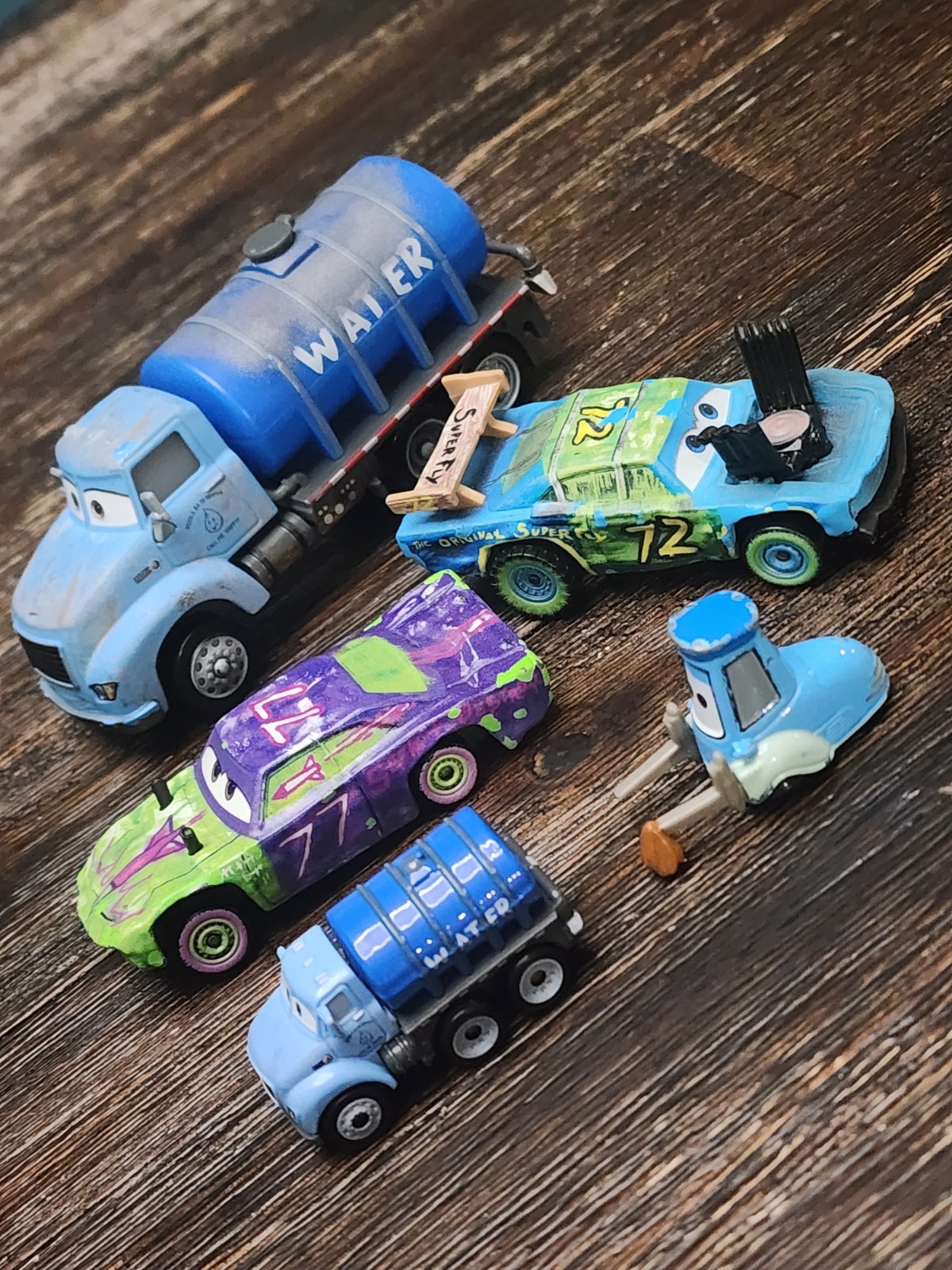 Disney Pixar Cars Thunder Hollow Lot Mr. Drippy