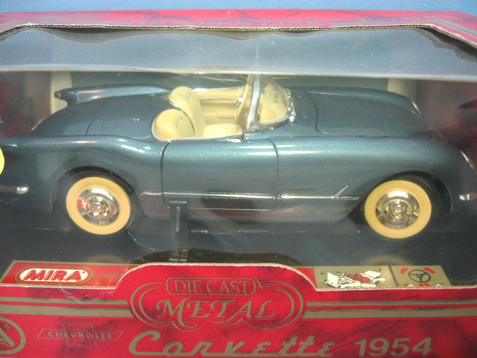 Mira Golden Line Die Cast 1:18 Scale 1954 Corvette Classic NIB Made in Spain