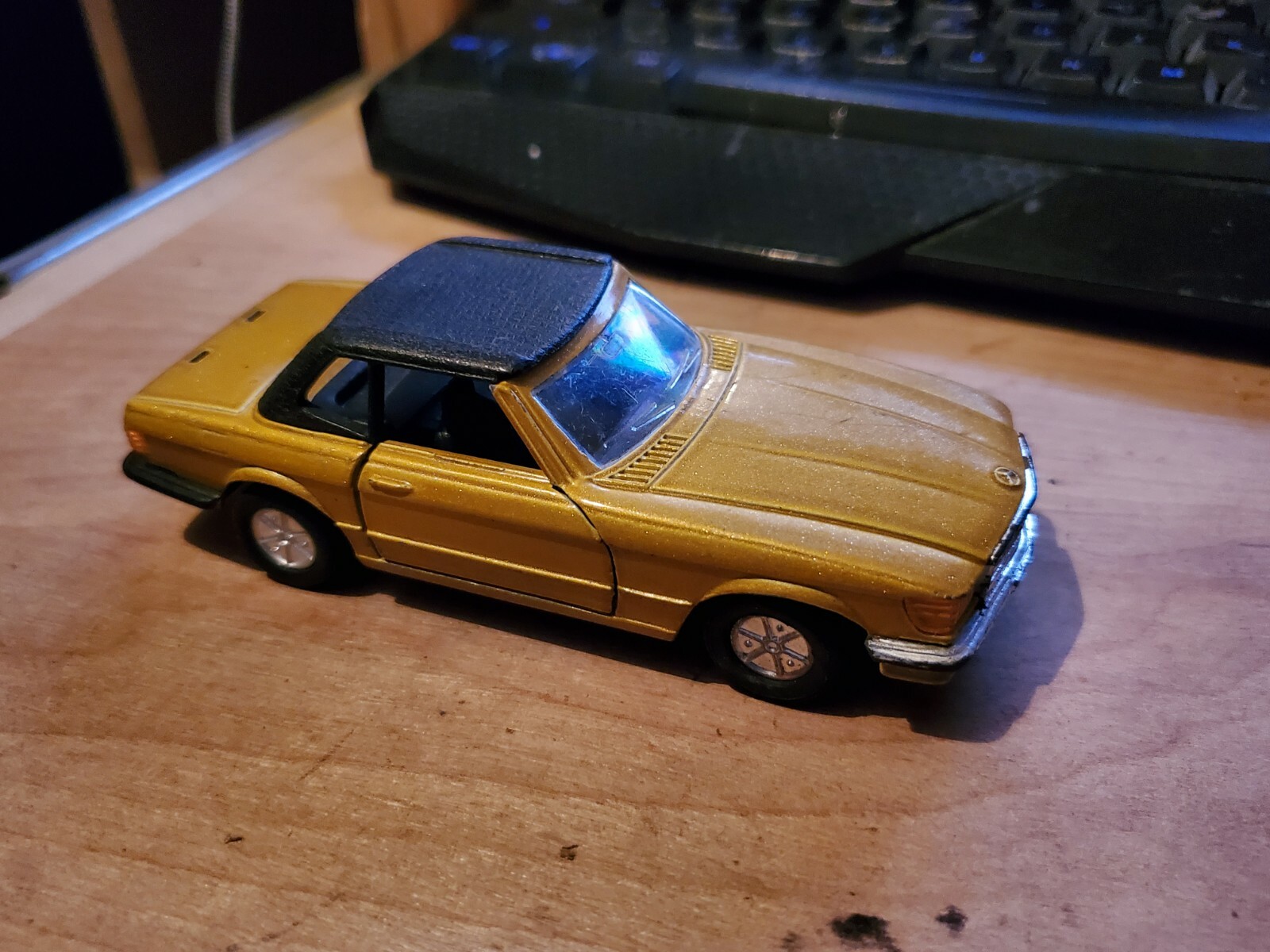 1/43-1/32 diecast cars wide variety imports jdm pull back kinsmart porsche bmw