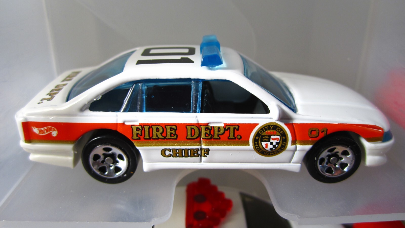 Hot Wheels Matchbox Fire Chief Fire Dept. Fire Rescue Lot of 8
