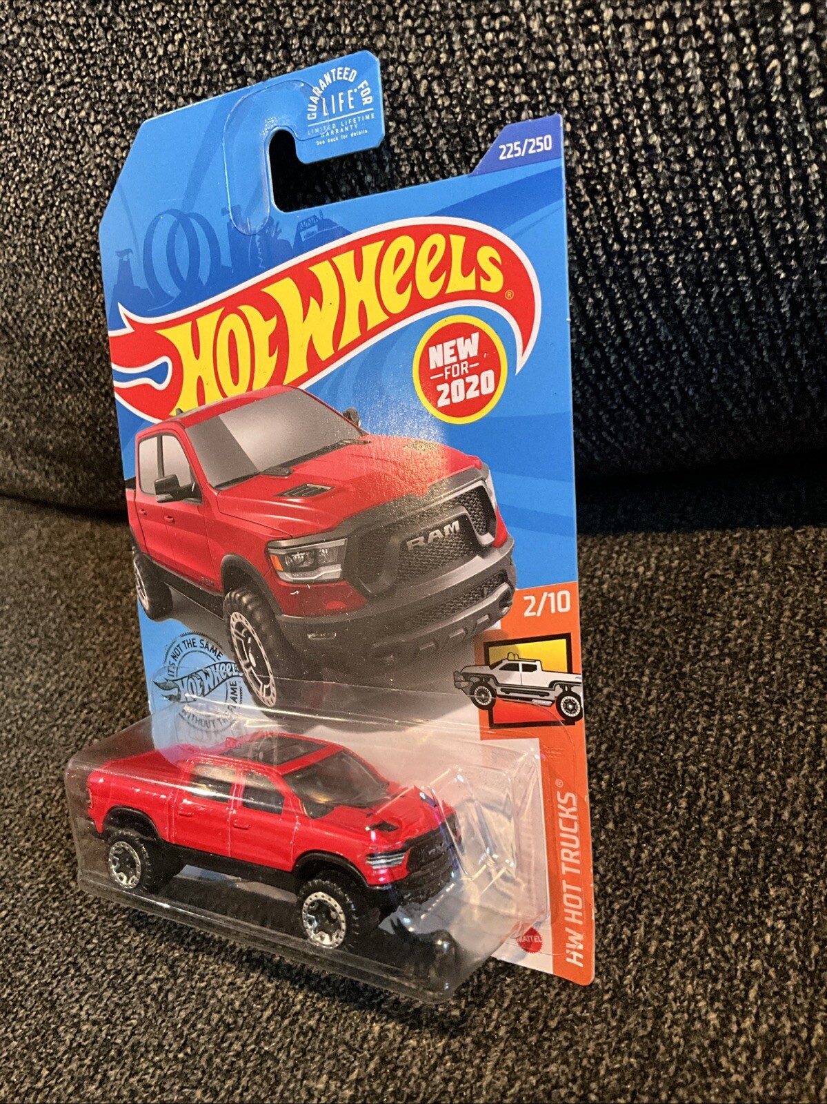 Hot Wheels HW Hot Trucks 2020 Ram 1500 Rebel