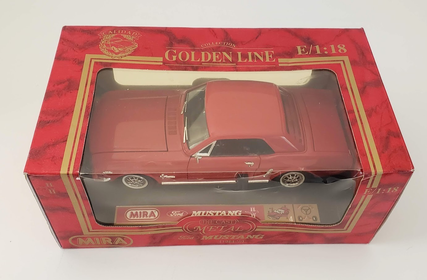 MIRA Golden Line 1:18 Die Cast 1964 ½ Ford Mustang Red Coupe White Convertible 2
