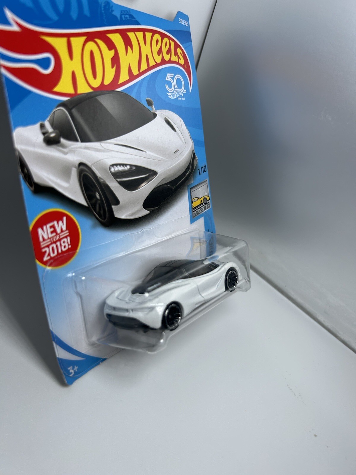 Hot Wheels Factory Fresh McLaren 720s White 1/10 NEW For 2018 318/365