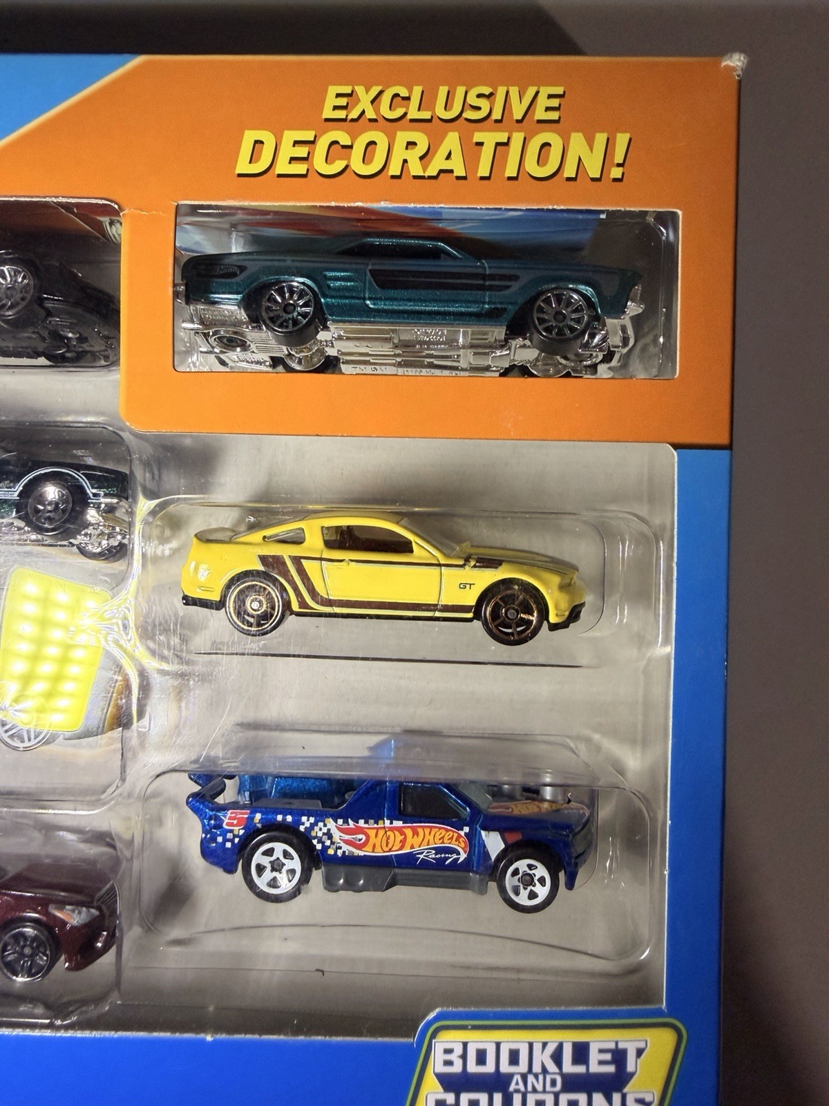 Sealed Hot Wheels 2014 Gift Pack G37, 911 GT3, 64 Impala Exclusive.
