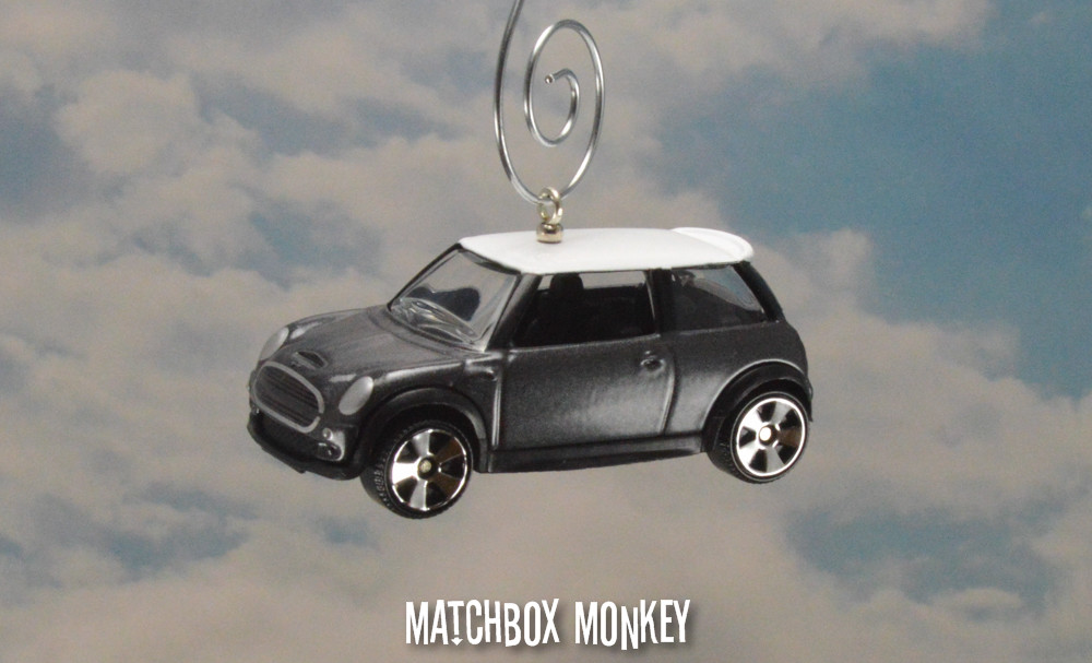 Deluxe Gray Hard Top Austin Mini Cooper S Christmas Ornament 1/56th BMW Adorno
