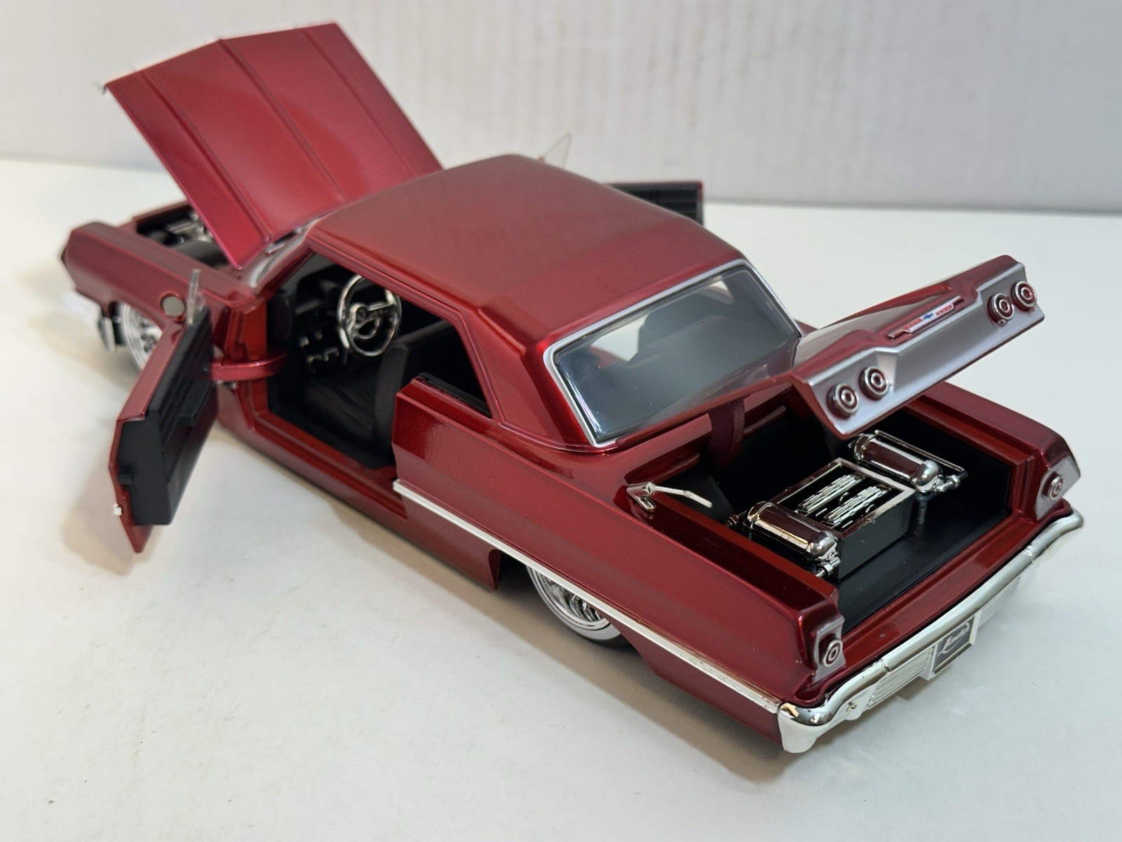 JADA DUB CITY 1963 CHEVY IMPALA RED 1:24 DIECAST MODEL CAR NEW NO BOX