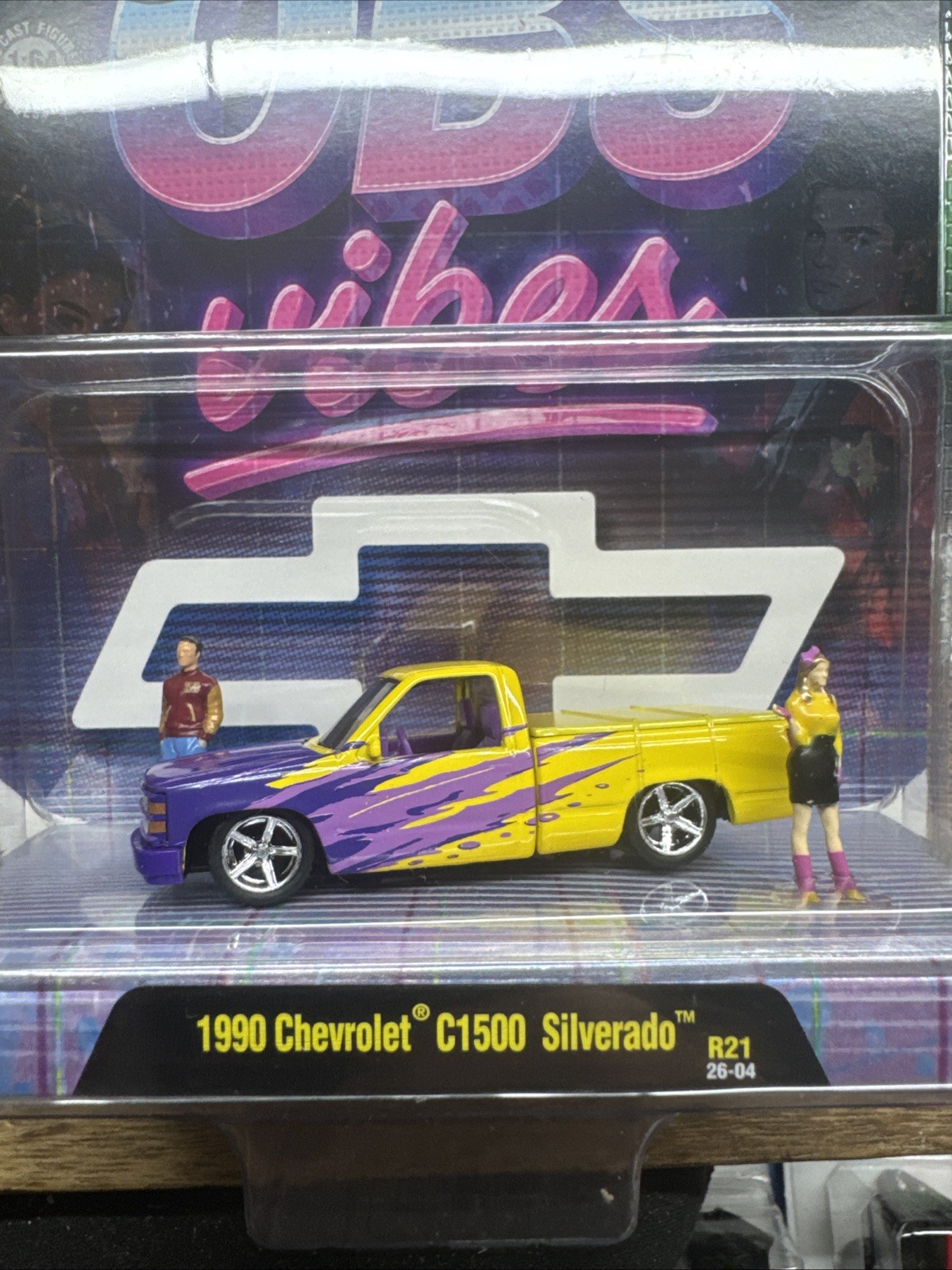 2026 M2 Machines Diorama 1990 Chevrolet C1500 Silverado OBS Vibes 1 of 4500pcs