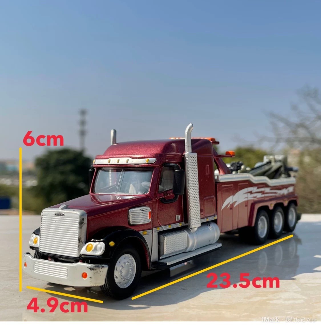 1:55 Freightliner Heavy Duty Tow Truck Diecast Plastic Model Static Display