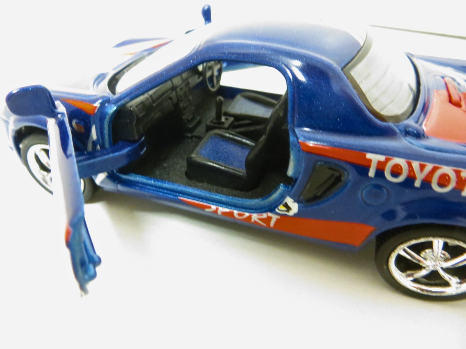 Kinsmart 1/32 Scale Diecast Toyota MR2 with Pullback Action Opening Doors