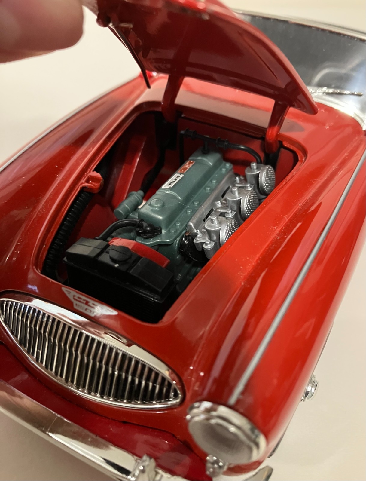 ERTL 1961 Austin Healey 3000 II Tri-Carb European Classics 1:18 Scale Diecast
