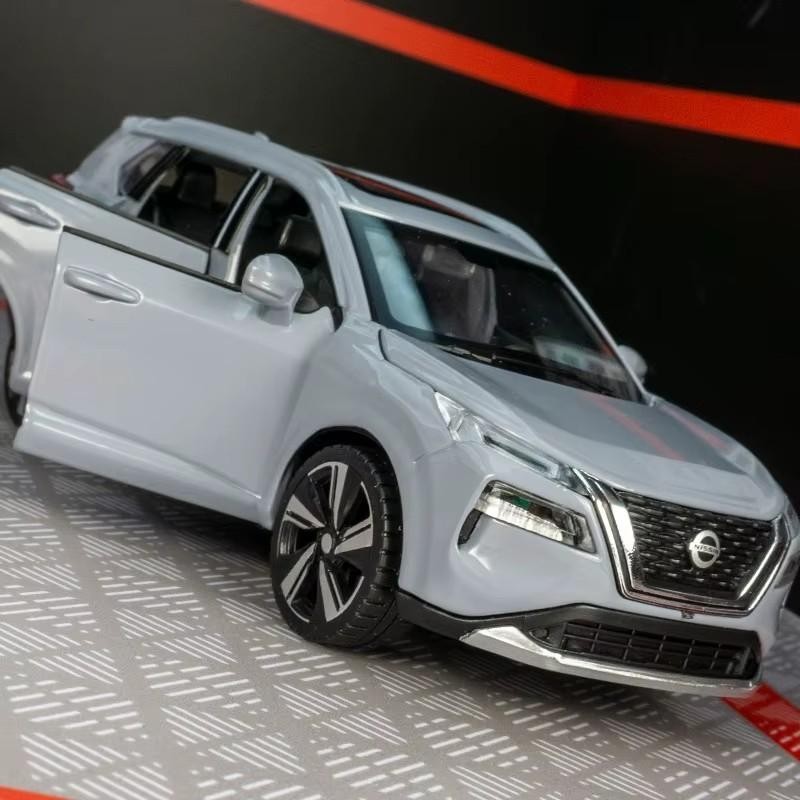 1:32 NISSAN X-TRAIL SUV Car Model Diecast Alloy Vehicle Collection Gift Toy NEW