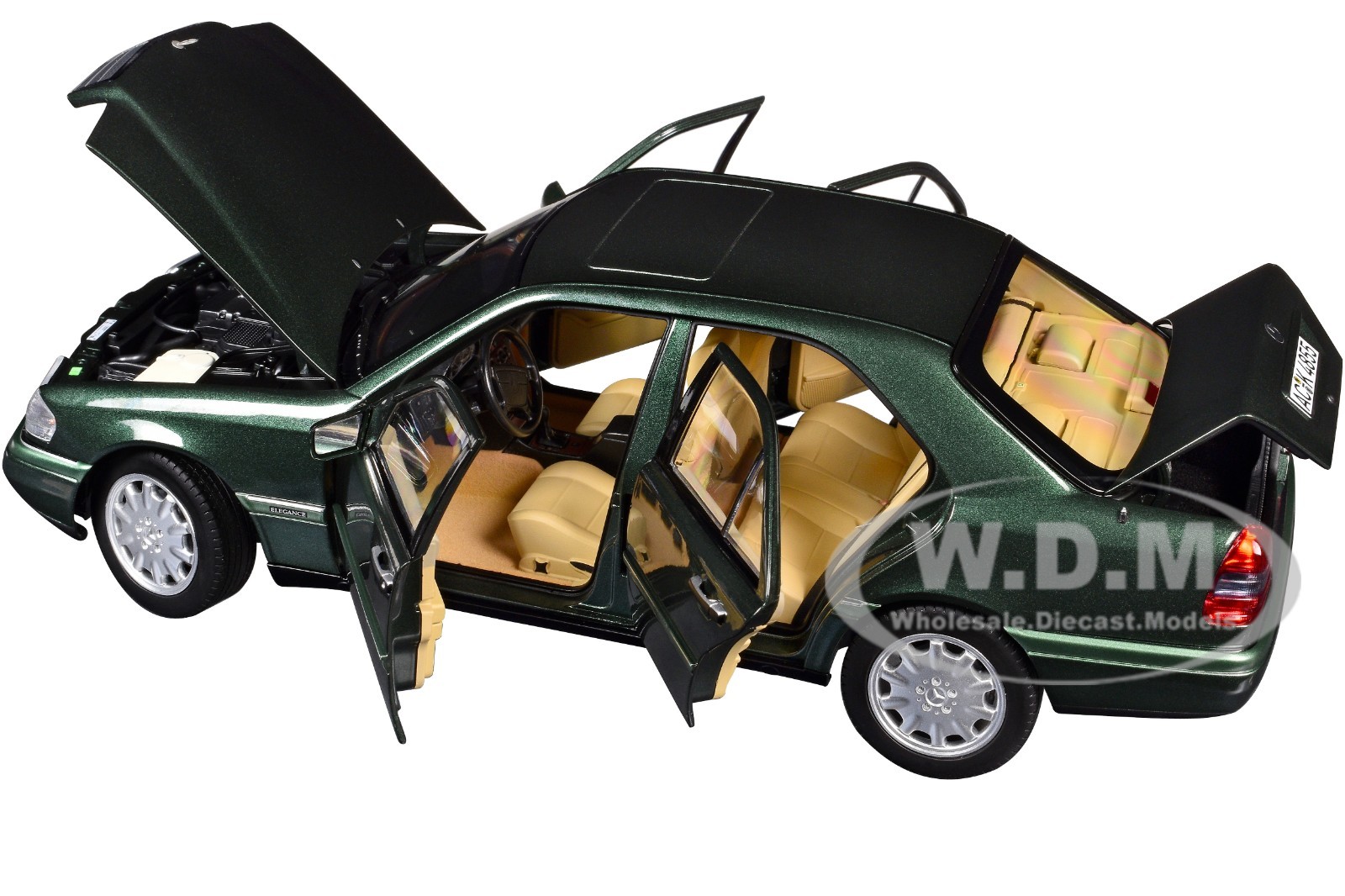 1993 MERCEDES-BENZ C-CLASS MALACHITE GREEN 1/18 DIECAST MODEL BY NOREV 183372