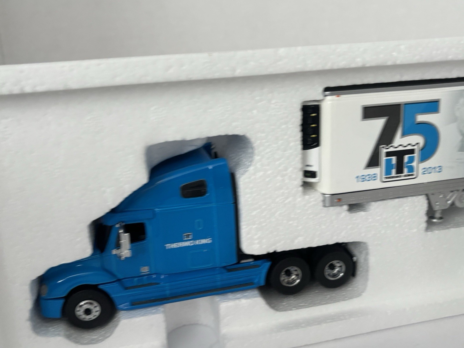 First Gear THERMO KING – Truck w/ Trailer 59-0168