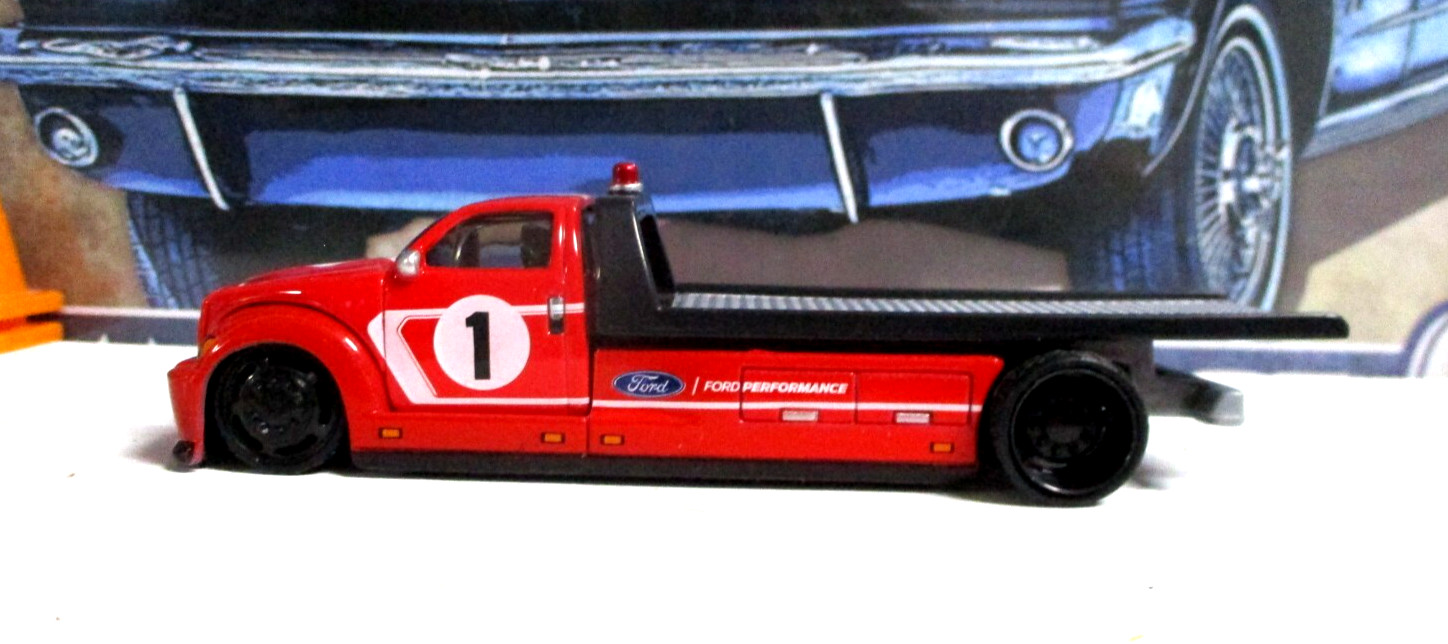 Maisto Design Elite Flatbed Transport New/Loose Metal/Plastic Rubber Tires!