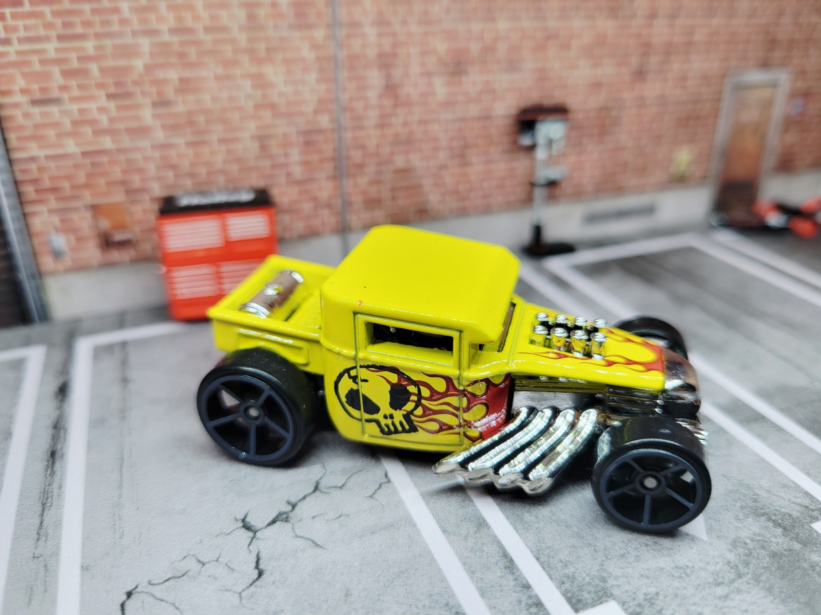 Hot Wheels HW Daredevils Forza Motorsport Yellow Bone Shaker Loose ~ Mooneyes
