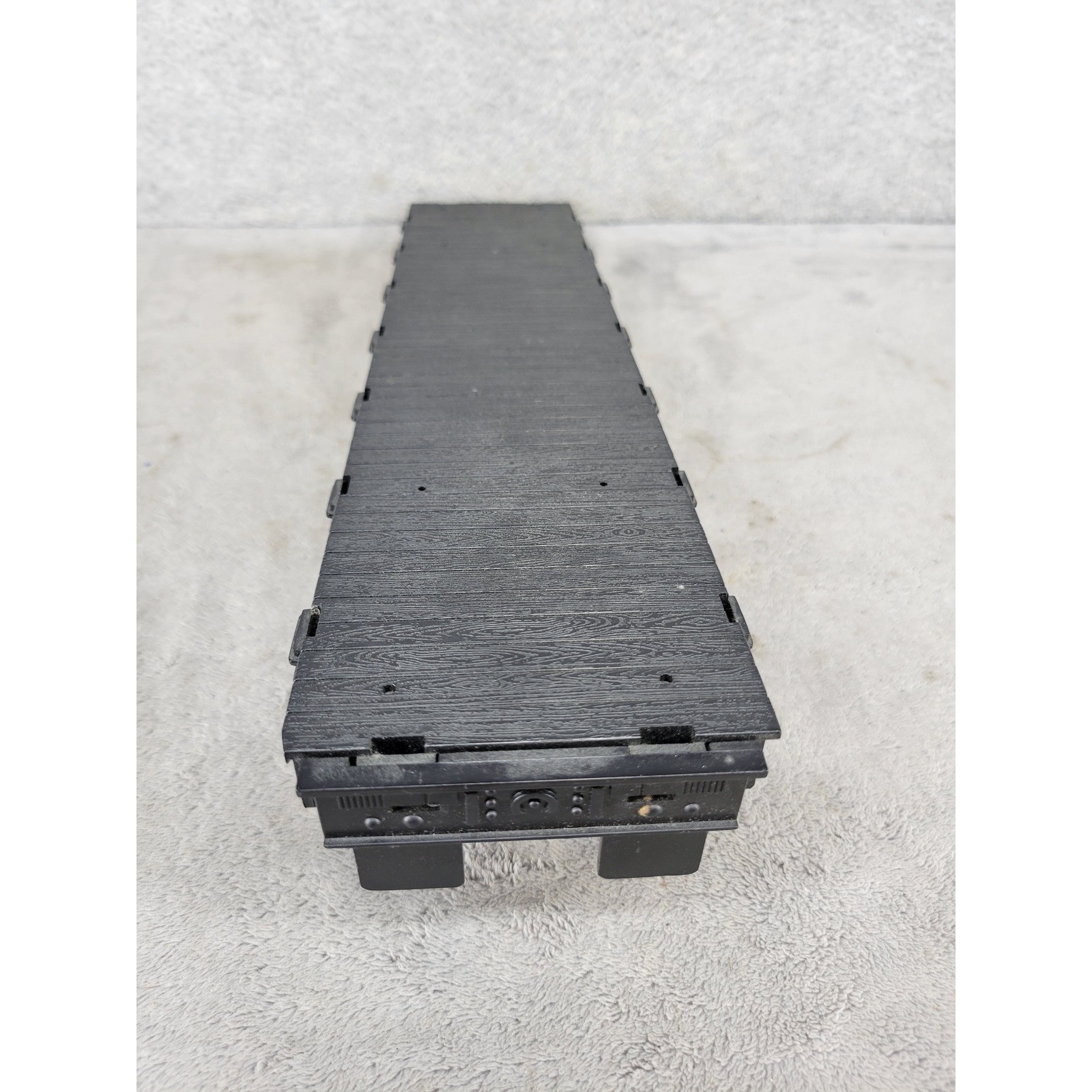NewRay 2001 Black Flatbed Semi Trailer 15.5 Inch Dual Axle 1:32 Scale Toy Rig