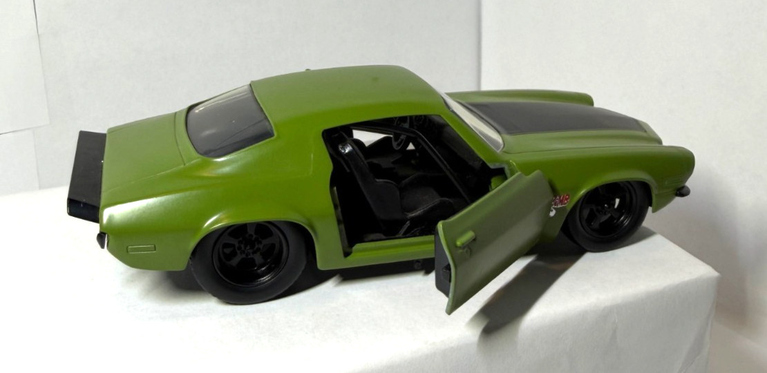 Dom’s 1970 Chevy Chevelle SS Primer Grey & 1973 Camaro F-Bomb Hard Top 1/32
