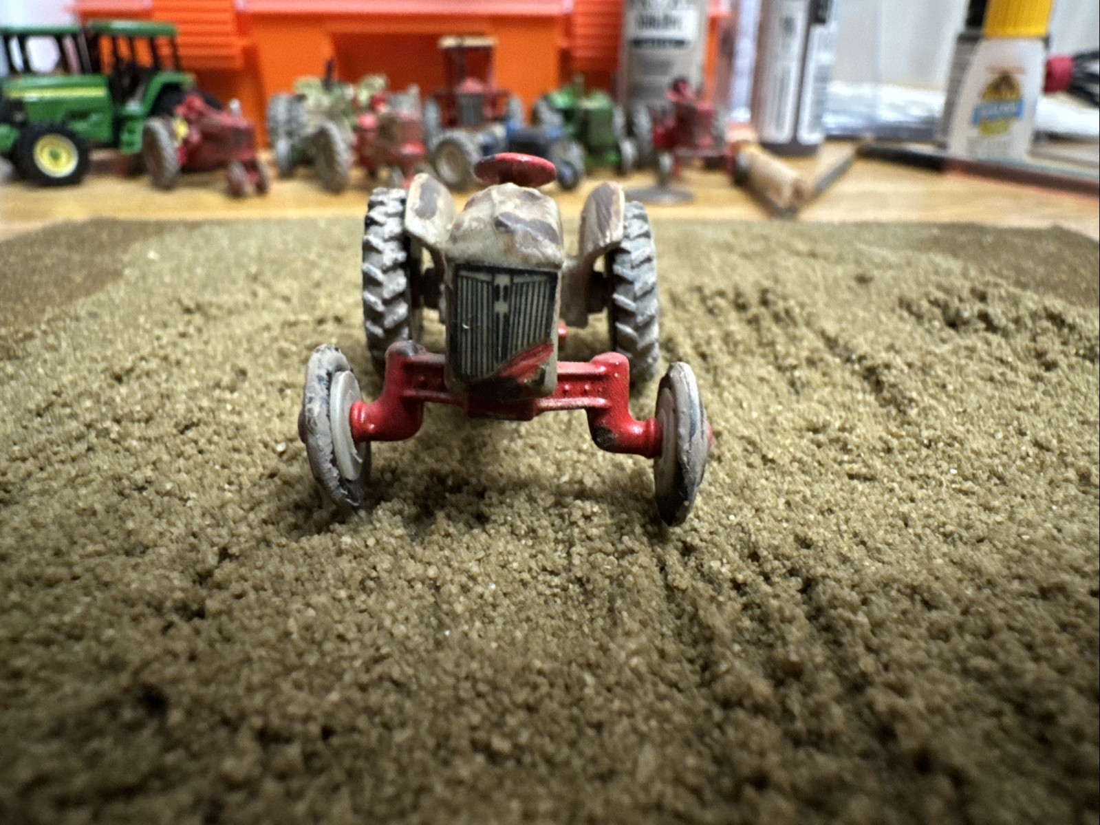 1940s Ford Model 8N Tractor. 1:64 Weathered Rusty Farm Used.