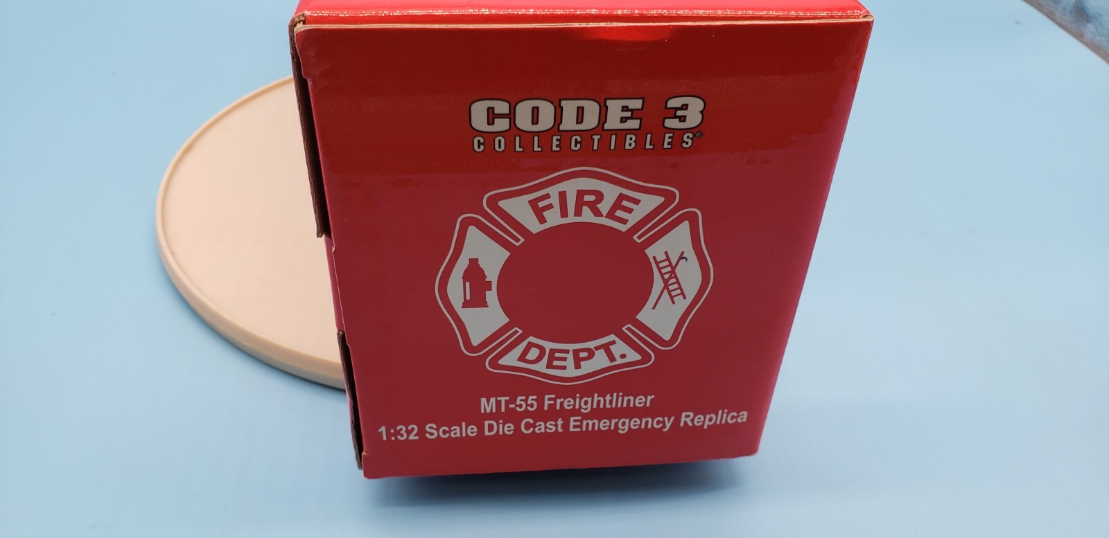 CODE 3 COLLECTIBLES MT-55 FREIGHTLINER FDNY SPECIAL OPS COMMAND 1/32 SCALE 14005