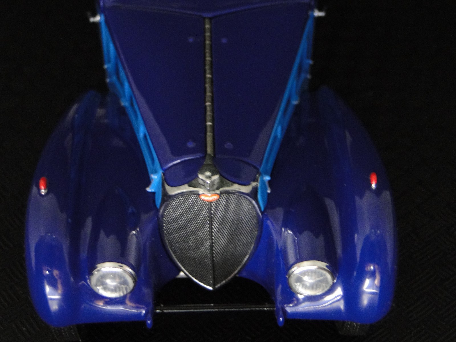 Bugatti Custom Built Concept Model 1 Hot Rod 12 Race Car 24 18