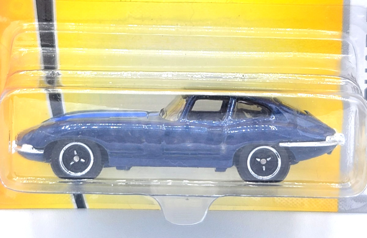 Matchbox 1961 Jaguar 1961 E-type Coupe #28 Blue & Black MBX Metal