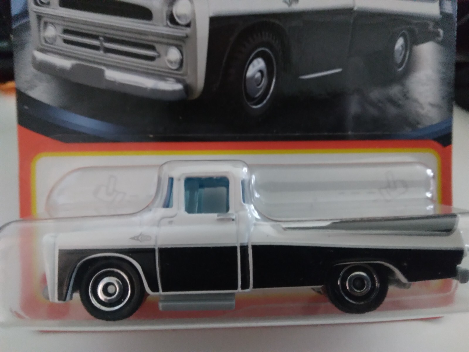 MATCHBOX 2023 MBX 70 Years DODGE Sweptside Pickup 14/100 Black