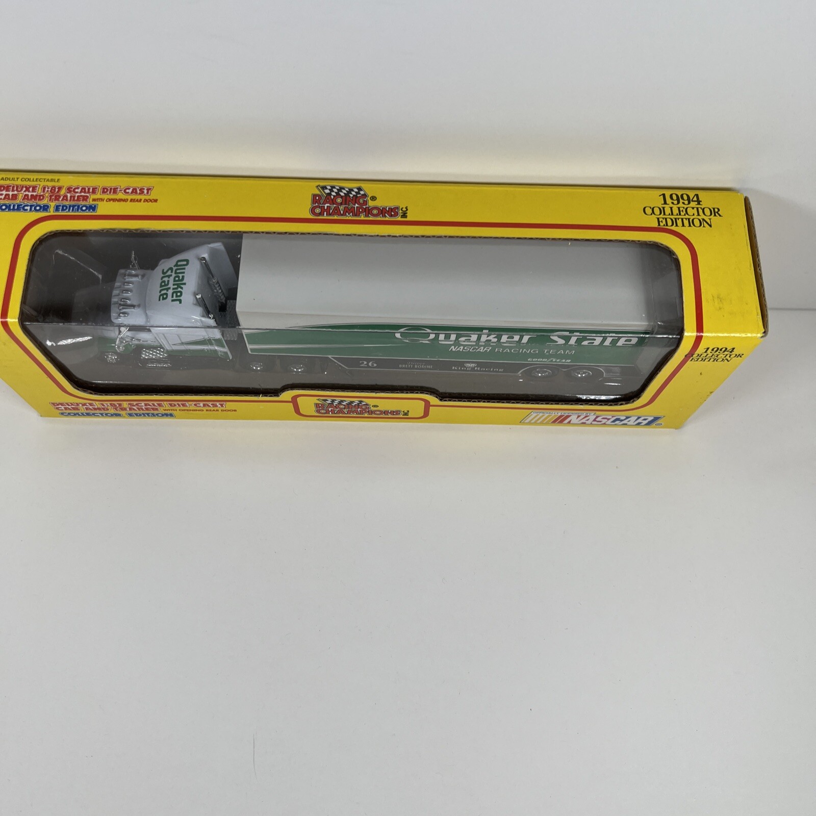 1994 Racing Champions #26 Deluxe 1:87 Quaker State Racing Trailer Brett Bodine