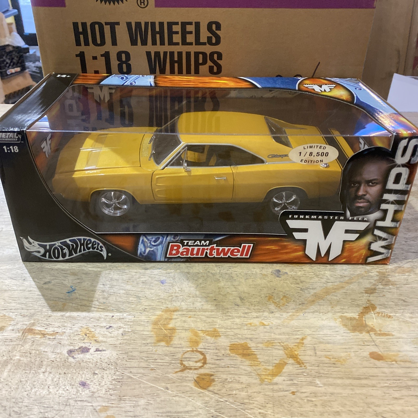 1/18 Hot Wheels 1969 Dodge Charger Team Baurtwell Whips Funkmaster Flex NIB