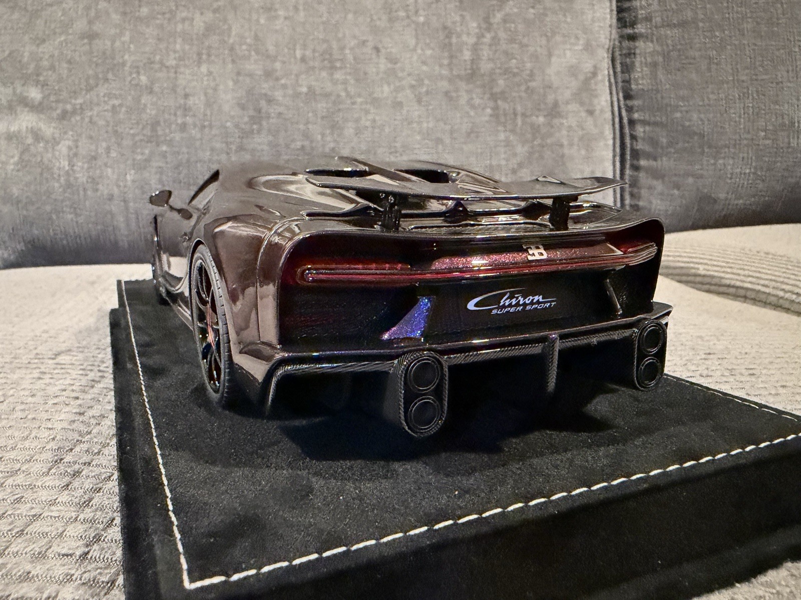 1/18 HH Henson & Heaven Bugatti Chiron SuperSport Chameleon Purple Limited 30pcs