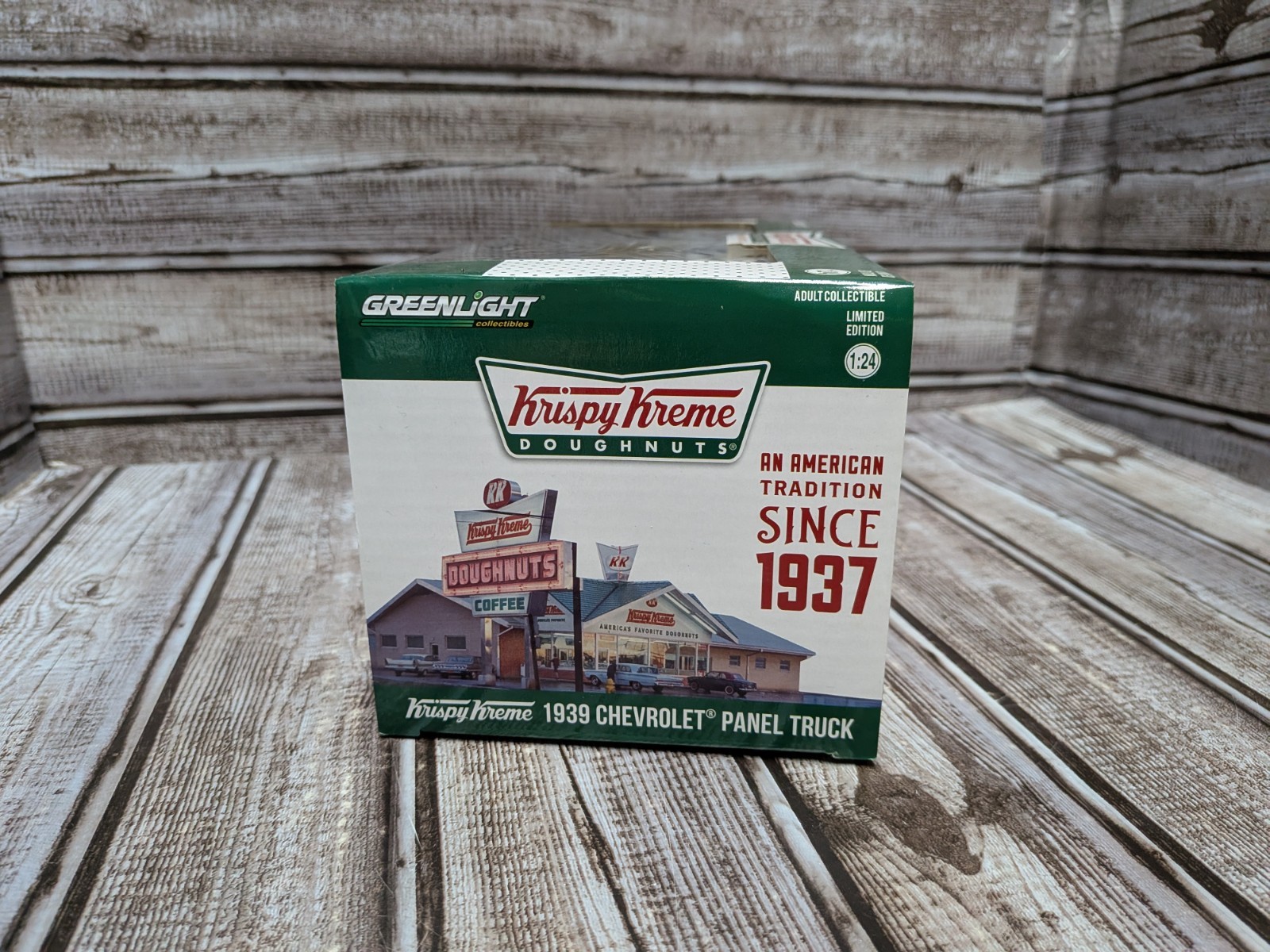 Greenlight Krispy Kreme 1939 Chevrolet Panel Truck 1:24 Scale