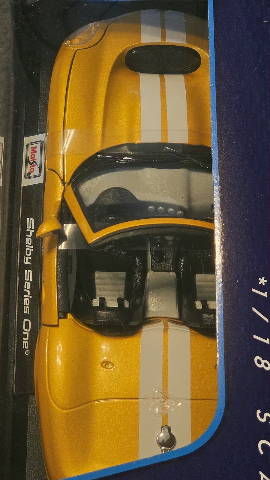 Shelby Series One 1:18 Maisto Exclusive Style Special Edition – Yellow, Diecast