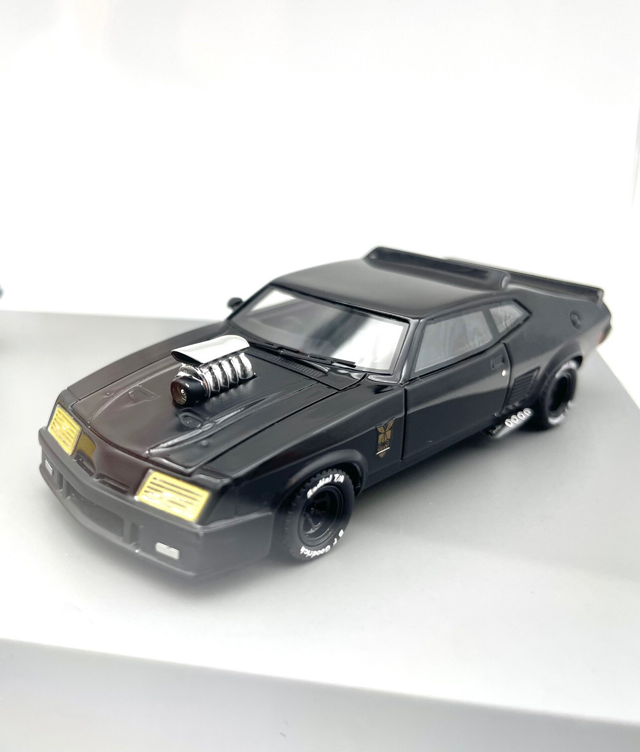 ACE 1/64 MAD MAX INTERCEPTOR & MFP TWIN SET SUPERCHARGED MOVIE RESIN – US SHIP