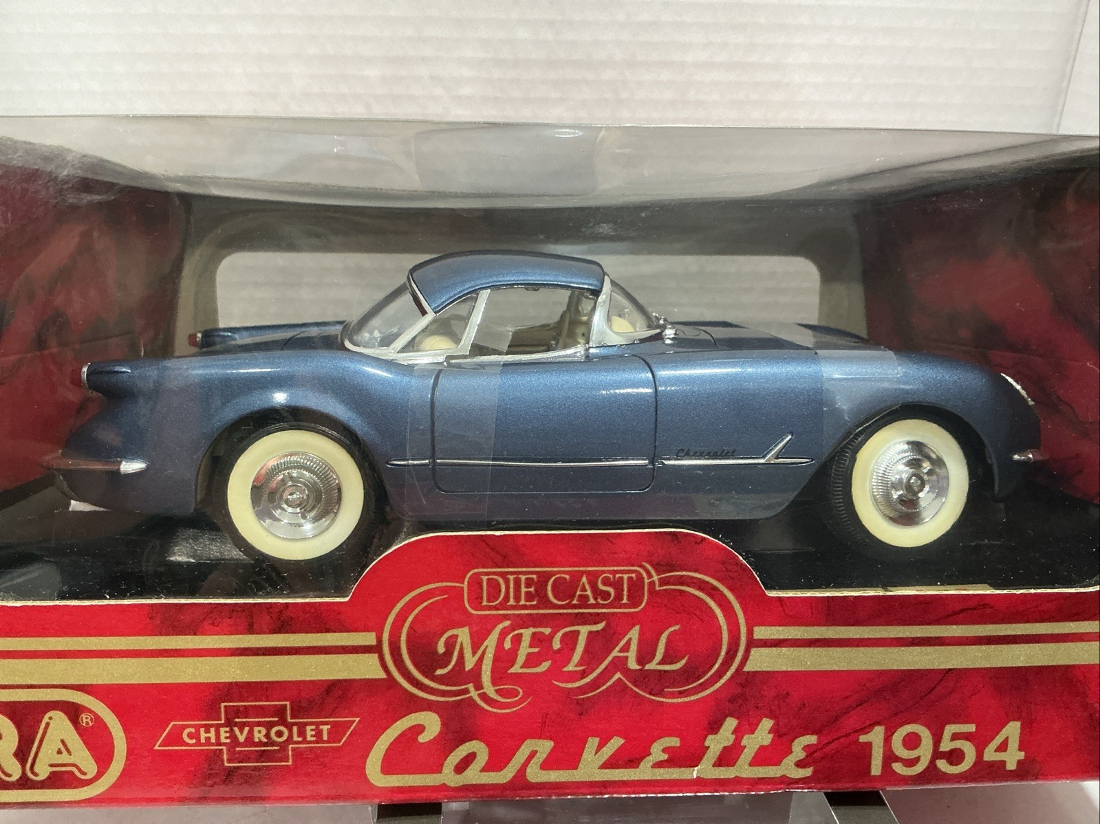 Mira Golden Line 1954 Chevrolet Corvette Diecast Car – Blue- 1:18 Scale