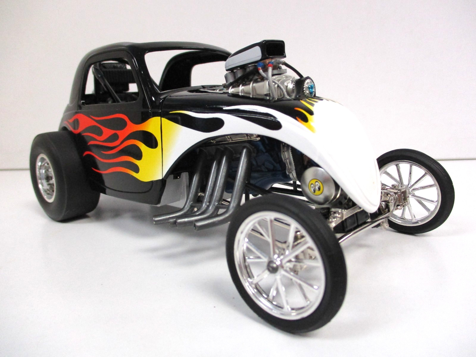 ACME – FIAT ALTERED DRAGSTER / DRAG CAR (BLACK / FLAMES) – 1/18 DIECAST