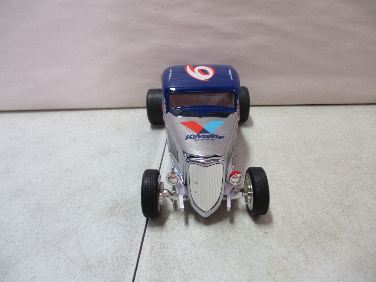 1998 Racing Champions Mark Martin Valvoline 1933 Ford