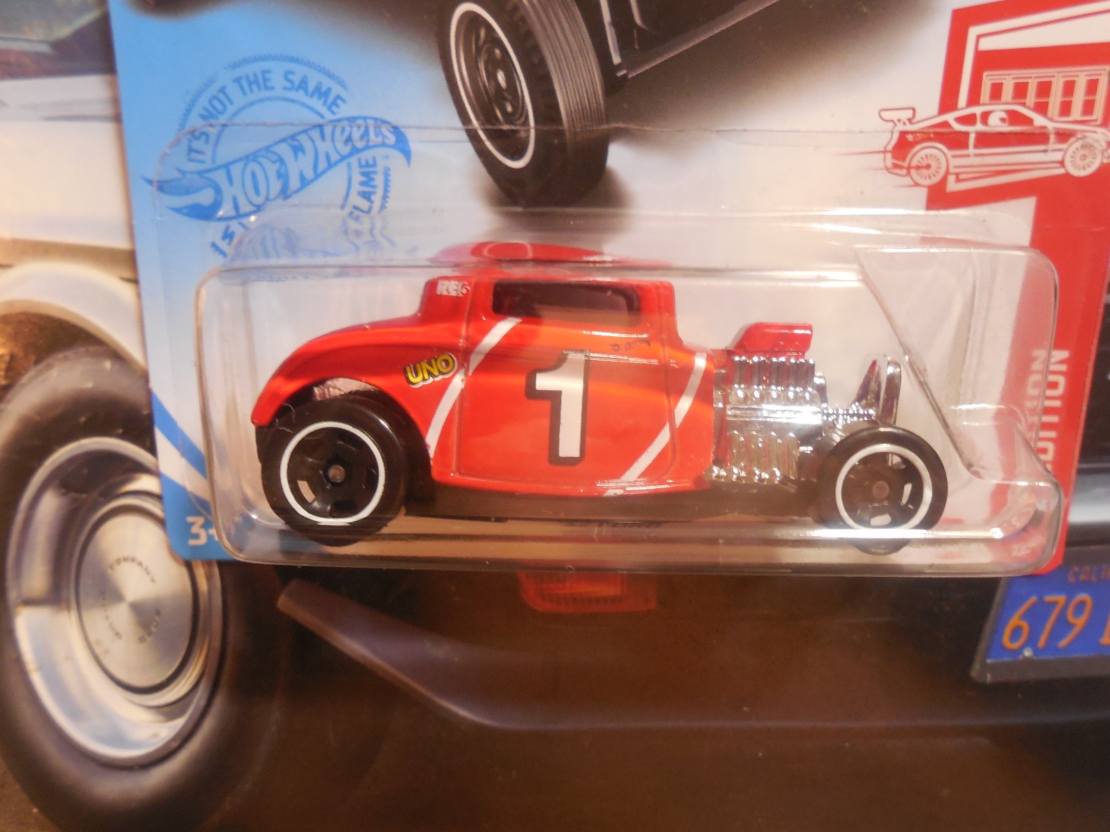 Hot Wheels ’32 Ford Lot 4 COOL CLASSICS RED EDITION FLAMES UNO RAT ROD FREE SHIP