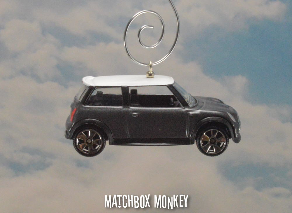 Deluxe Gray Hard Top Austin Mini Cooper S Christmas Ornament 1/56th BMW Adorno